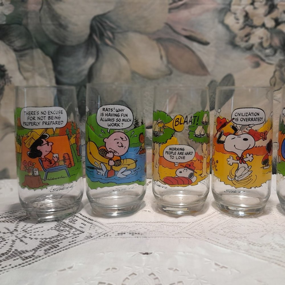 Vintage Set of Five McDonald's Camp Snoopy Drinking Glasses 🌈🍟🥤